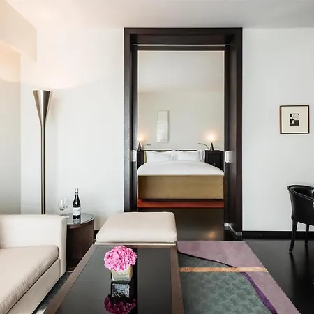 Grand Hyatt Berlin Hotel Exterior photo